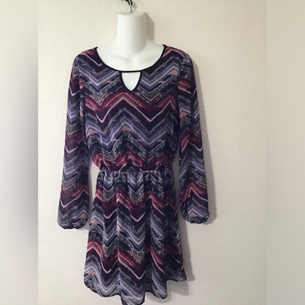 Women’s dress. Above the knee. Xhilaration. Size S/P
